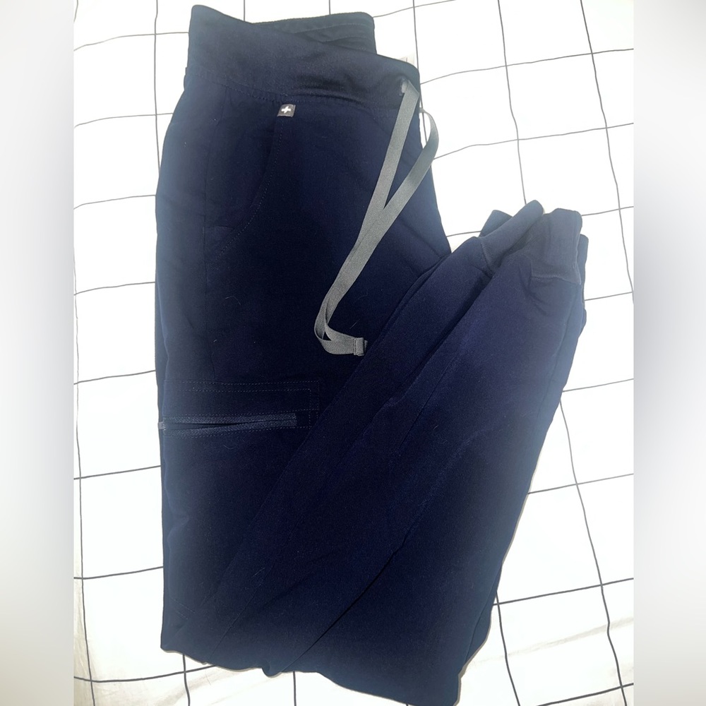 figs navy blue jogger scrub pants